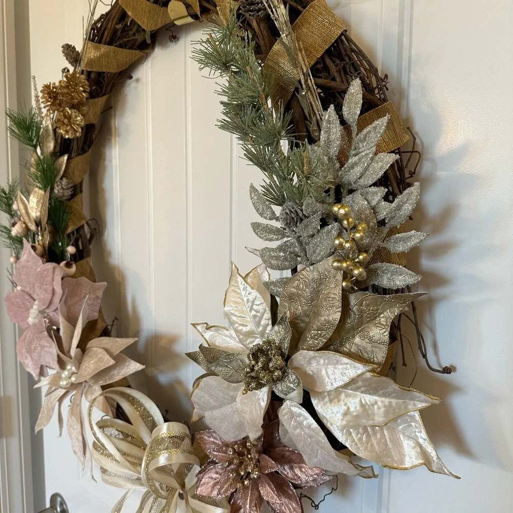 Elegant Holiday Wreath with Gold and Pink Accents